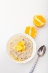 Oat porridge with oranges