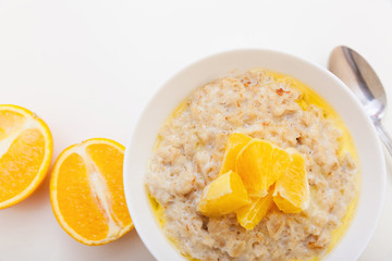 Oat porridge with oranges