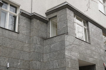 Fassade mit Fenstern