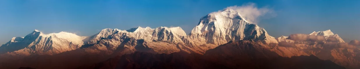 Papier peint photo autocollant rond Dhaulagiri Vue panoramique du matin sur le mont Dhaulagiri depuis Poon Hill