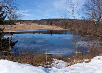 Binnensee im Hochmoor von Belgien in der Nähe von Monschau