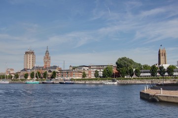 Fototapeta premium Dunkerque, port sur la Manche