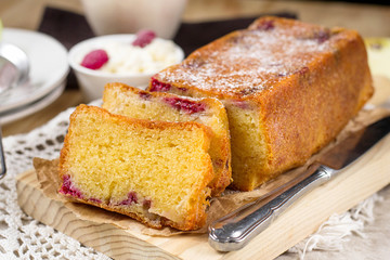 Cottage cheese ricotta cake with raspberries and apples