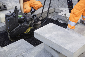 Betonplatten verlegen