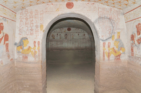 El-Kurru  -  royal tomb of  the Nubian king Tanwetamani in Sudan

