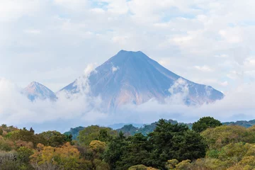 Tuinposter El volcán de Colima, una bonita postal. © jesuschurion57