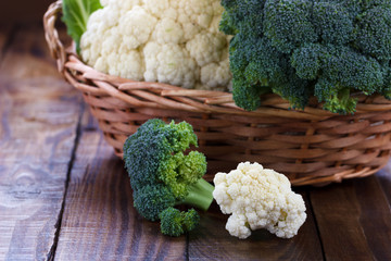 raw cauliflower and broccoli