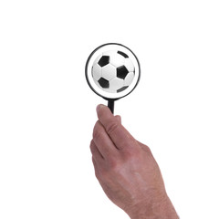 Fußball mit Lupe - Symbolbild