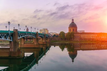 Deurstickers The Saint-Pierre bridge passes over the Garonne and it was completely rebuilt in 1987 in Toulouse Haute-Garonne Midi Pyrenees southern France. © Southtownboy Studio