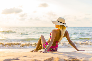 Fototapeta premium Woman at the beach in Thailand