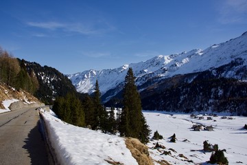 Lukmanier pass