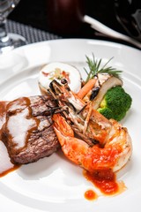 lobster steak with beef