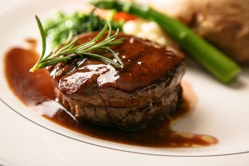 beef tenderloin steak