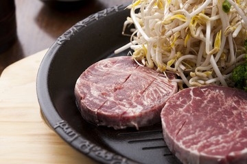 beef tenderloin pan steak