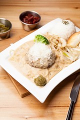cream hamburger steak