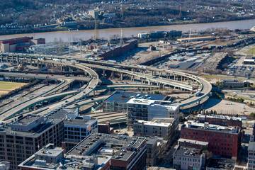 Fototapeta premium View of the highways over the Ohio River from the observation deck of the Carew Tower in Cincinnati, Ohio