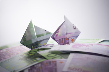 ship origami banknotes