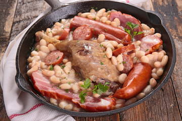 white bean with meat