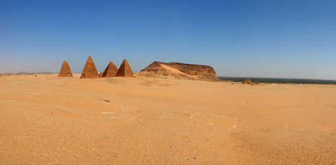 Fototapeta na wymiar Nubian Pyramids of Jebel Barkal in Sudan 