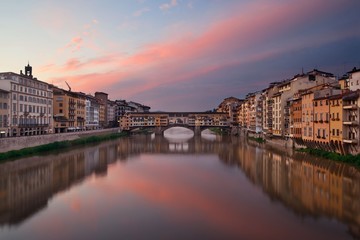 Obraz premium Florence Ponte Vecchio sunrise