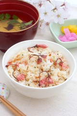 桜ごはん