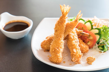 fried shrimp with tonkatsu sauce