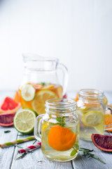 Citrus lemonade with mint