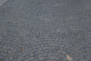 gray cobblestone pavement