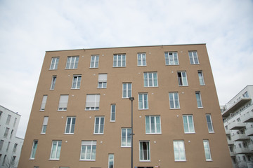 Moderne Hausreihe, bunte Hausreihe, schöne Hausreihe in München, Wohnhaus, Wohnhaus