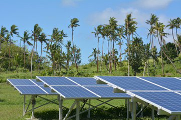 Solar PV modules on remote Island in Fiji © Rafael Ben-Ari