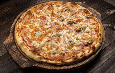 Pizza with seafood