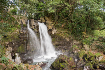 Fototapeta na wymiar Fudo Waterfall of Susono Kairakuen Park