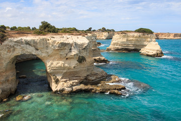 scogliera a Torre Sant'Andrea - Salento, Puglia