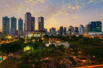 Fototapeta premium Sunset scence of Bangkok Panorama