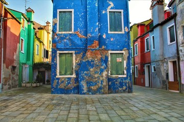Burano tipiche abitazioni colorate