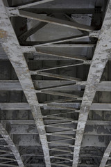 фон моста снизу