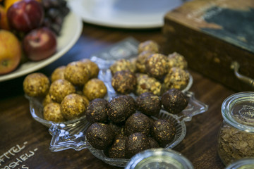 Buffet mit Power Balls