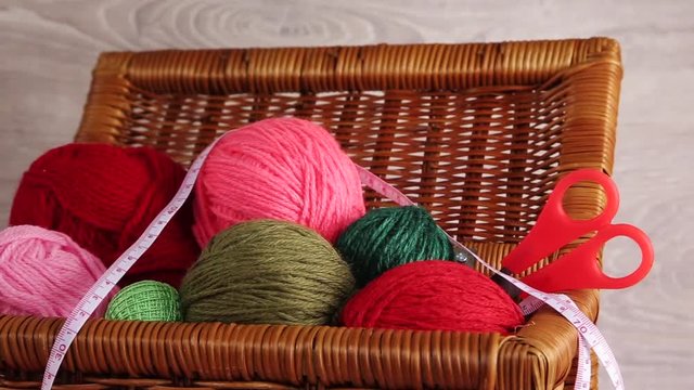 Knitting yarn for needlework