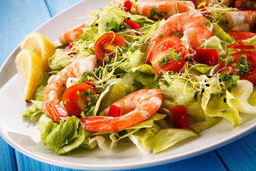 Salad with shrimps