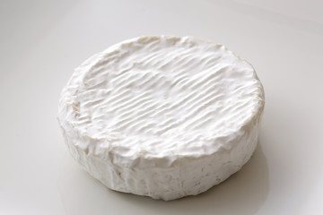 カマンベールチーズ　Camembert cheese