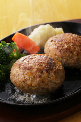 ハンバーグステーキ　Hamburger Steak