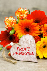 Blumen und Herz: Frohe Pfingsten