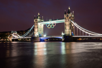 Fototapeta na wymiar Tower Bridge nightview