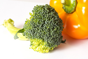 Frische Paprika und Broccoli