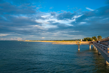 Blick von der Seebrücke zum Graswarder in Heiligenhafen