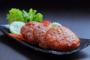 Fried minced pork.