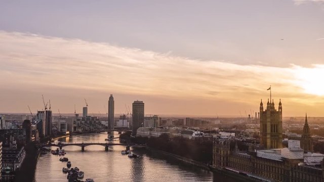4K Time-lapse Inside London Eye at Sunset Christmas 2016