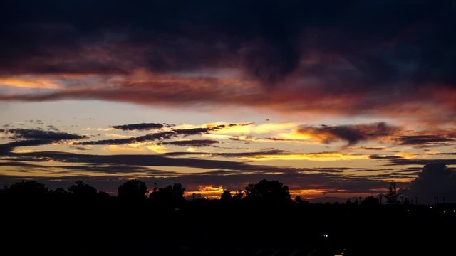 4K Time-lapse Amazing Colourful Holy Grail Sunset