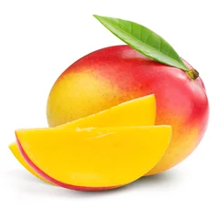 Zelfklevend Fotobehang mango fruit geïsoleerd © Maks Narodenko