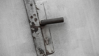 T&uuml;rschloss auf Metallt&uuml;r